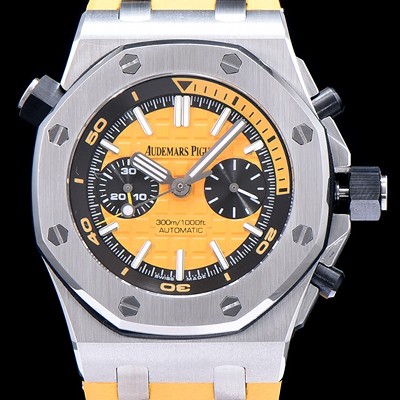 홍콩명품 [오데마피게] 남성용 로얄오크 오프쇼어 크로노그래프 옐로 다이얼 오토매틱 무브먼트 AUD0454  