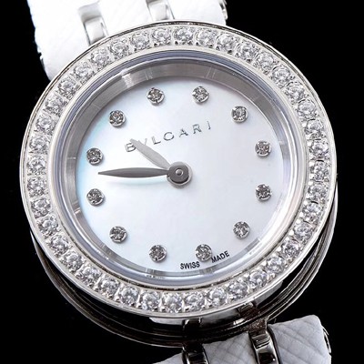 홍콩명품 [불가리] 여성용 비 제로원 화이트 다이얼 쿼츠 무브먼트 BVL4204  