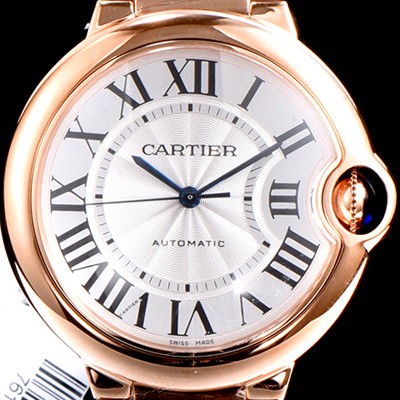 홍콩명품 [까르띠에] 남성용 남녀 베스트모델!!발롱블루 드 까르띠에 W69004Z2 18K 로즈골드 화이트 실버 썬더스트 다이얼 브레이슬릿 오토매틱 무브먼트 CAR0030  