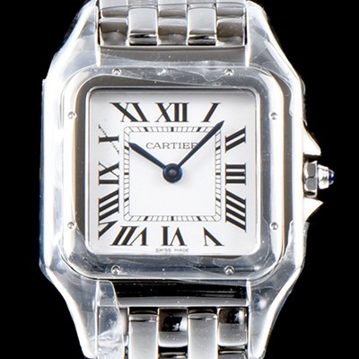홍콩명품 [까르띠에] 여성용 NEW 쿼츠 타입 팬더 드 까르띠에 워치 WSPN0007 미듐 모델 18K 화이트 골드&스틸 케이스 화이트 다이얼 브레이슬릿 스위스 쿼츠 무브먼 CAR4041  
