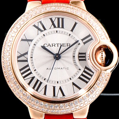 홍콩명품 [까르띠에] 여성용 발롱블루 WE902066 18K 로즈골드 33mm 다이아몬드 베젤 화이트 다이얼 오토매틱 무브먼트 CAR0504  