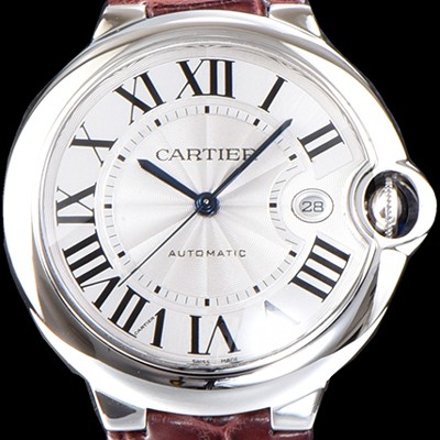 홍콩명품 [까르띠에] 남성용 2019신상 발롱블루 W69016Z4 42mm 브라운 악어가죽 밴드 화이트 다이얼 오토매틱 무브먼트 CAR0510  