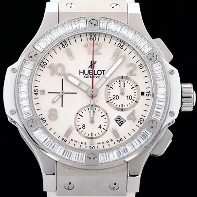 홍콩명품 [휴블렛] 남성용 빅뱅 에볼루션 다이아몬드 버젼 화이트다이얼 HUB4200  