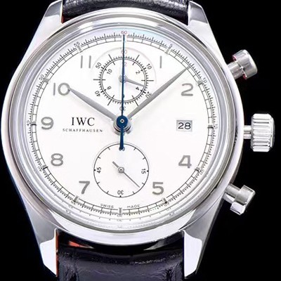 홍콩명품 [아이더블유씨] 남성용 포루투기즈 칼리버 IW390403 클래식 모델 크로노그래프 화이트 다이얼 오토매틱 무브먼트 IWC0101  