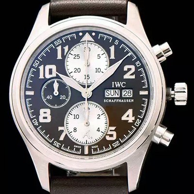 홍콩명품 [아이더블유씨] 남성용 파일럿 크로노 생땍쥐베리 브라운다이얼 IWC0404  