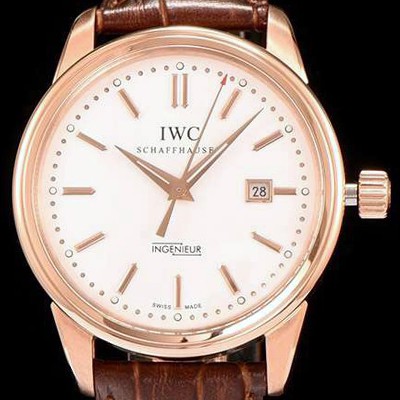 홍콩명품 [아이더블유씨] 남성용 인게뉴어 화이트 다이얼 오토매틱 무브먼트 IWC0251  