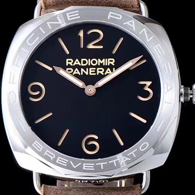 홍콩명품 [파네라이] 남성용 라디오미르 3 데이즈 PAM00685 아치아이오 블랙 샌드위치 다이얼 PAM42013  