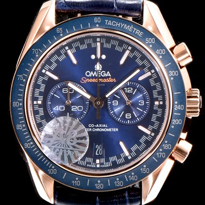 홍콩명품 [오메가] 남성용 스피드마스터 329.53.44.51.03.001 18K 로즈골드 레이싱 코-액시얼 마스터 크로노미터 타키미터 크로노그래프 블루 다이얼 일본 수입산 쿼츠 무브먼트 OMG05041  