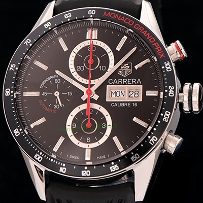 홍콩명품 [태그호이어] 남성용 까레라 칼리버 16 크로노그래프 블랙다이얼 TAG0425  