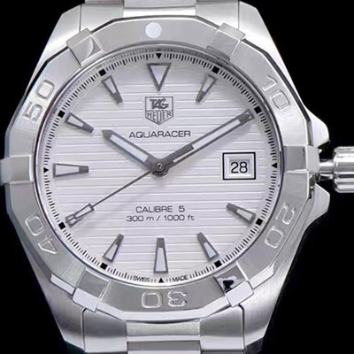 홍콩명품 [태그호이어] 남성용 아쿠아레이서 WAY2111.BA0928 워치 화이트 다이얼 오토매틱 무브먼트 TAG0145  