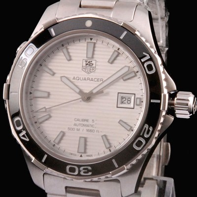 홍콩명품 [태그호이어] 남성용 아쿠아레이서 오토매틱 500메터 칼리버 5 화이트다이얼 TAG0405  