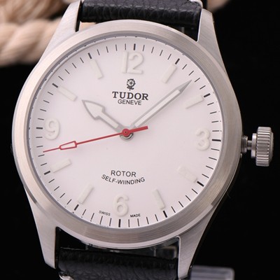 홍콩명품 [튜더] 남성용 헤리티지 화이트 다이얼 오토매틱 무브먼트 TUD4241  