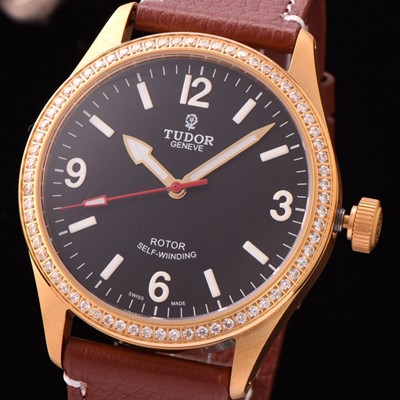 홍콩명품 [튜더] 남성용 헤리티지 블랙 다이얼 오토매틱 무브먼트 TUD4220  