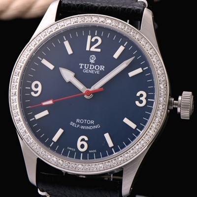 홍콩명품 [튜더] 남성용 헤리티지 블루 다이얼 오토매틱 무브먼트 TUD4221  