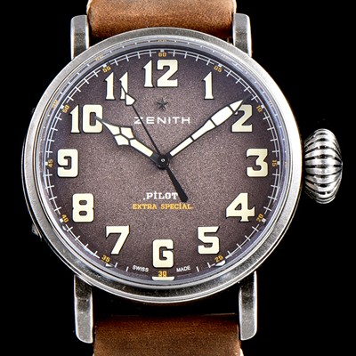 홍콩명품 [제니스] 남성용 파일럿 11.1943.679/63.C800 클래식 파일럿 타입20 신제품!!그레이 샌드 다이얼 오토매틱 무브먼트 ZEN4200  