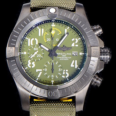 홍콩명품 [브라이틀링]남성용  어벤져 크로노그래프 45미리 나이트미션 DLC코팅 티타늄 오토매틱 그린다이얼  BRE88817  