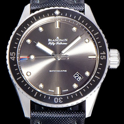 홍콩명품 [블랑팡] 남성용 하이퀄리티 피프티 패덤스 오토매틱 티타늄케이스 칼리버 1315타입 43.6미리 미리바티스카프 리얼 세라믹 베젤 UP!! 다이버 워치 그레이다이얼 BLA77865  