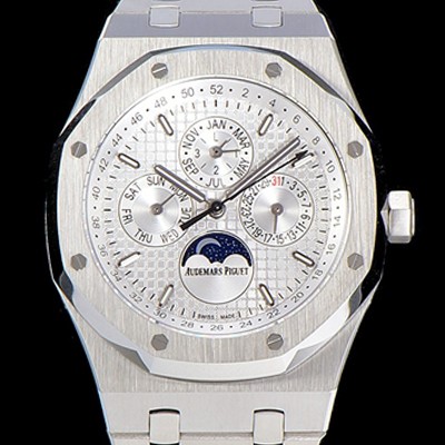 홍콩명품 [오데마피게] 남성용 로얄오크 페퍼츄얼 41미리 오토매틱 5134타입 매탈줄 문페이즈 화이트다이얼 AUD74477  