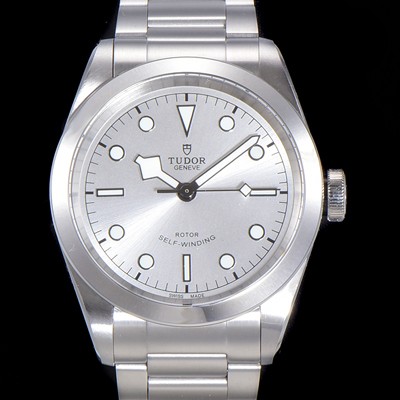 홍콩명품 [튜더] 남성용 블랙 베이 오토매틱 ETA2824-2  41mm 메탈줄 실버다이얼 tud07264  