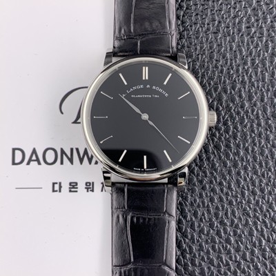 홍콩명품 [아랑게운트죄네] 남성용 색소니아 씬 211.087 랑게 39미리 블랙 다이얼 오토매틱 무브먼트 LAN40864  