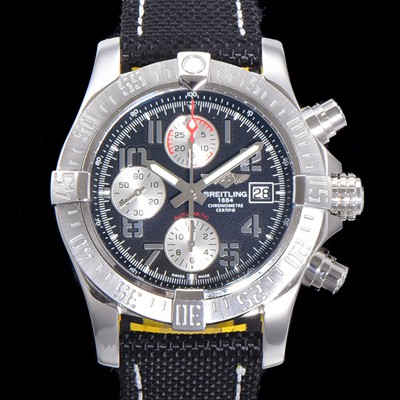 홍콩명품 [브라이틀링]남성용 어벤져 II 크로노그래프 45미리 볼카노 오토매틱 블랙다이얼 BRE65949  