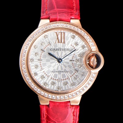 홍콩명품 [까르띠에] 여성용 신상 발롱블루 WJBB0080 악어가죽 밴드 화이트 다이얼 33mm 오토매틱 무브먼트 CAR0146  