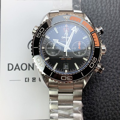 홍콩명품 [오메가] 남성용 씨마스터 신제품 215.30.46.51.01.002 플래닛 오션 600m 코액시얼 마스터 크로노미터 45.5mm 크로노그래프 오토매틱 Cal.9900 타입 블랙 다이얼 omg0201  