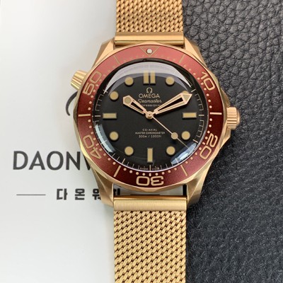 홍콩명품 [오메가]남성용 씨마스터 다이버 210.90.42.20.01.003 300M 마스터 코액시얼 브론즈 골드 42mm 오토메틱 Cal.8806 타입 블랙 다이얼 omg0218