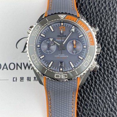 홍콩명품 [오메가] 남성용 씨마스터 신제품 215.92.46.51.99.001 플래닛 오션 600m 코액시얼 마스터 크로노미터 45.5mm 크로노그래프 오토매틱 Cal.9900 타입 그레이 다이얼 omg0241  