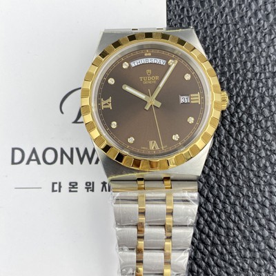 홍콩명품 [튜더] 남성용 로얄 워치 오토매틱 스위스 ETA2836-2 타입 18K 옐루골드 41mm 메탈줄 브라운 다이얼 tud5135  