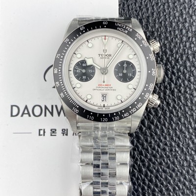 홍콩명품 [튜더] 남성용 헤리티지 블랙베이 M79360N 크로노그래프 팬더 41mm 오토매틱 7750무브먼트 화이트 다이얼 tud5136  