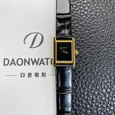 홍콩명품 [까르띠에] 여성용 탱크 루이스 미니 WGTA0212 18K 옐우골드 24mm 가죽줄 쿼츠 무브먼트 블랙 다이얼 car69376  