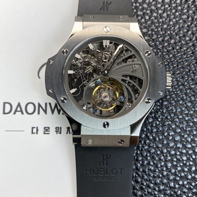 홍콩명품 [휴블렛] 남성용 빅뱅 투어빌론 탑재 무브먼트 스켈레톤 다이얼 hub2152  