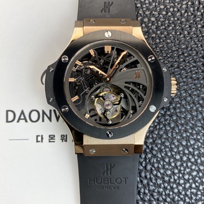홍콩명품 [휴블렛] 남성용 빅뱅 18K 로즈골드 투어빌론 탑재 무브먼트 스켈레톤 다이얼 hub2156  