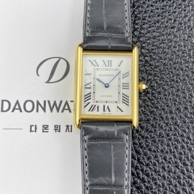 홍콩명품 [까르띠에] 남성용 2025신상! 탱크 루이스 WGTA0357 18K 옐우골드 38.1mm 악어가죽 오토매틱 무브먼트 화이트 다이얼 car69384  