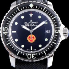 홍콩명품 [블랑팡] 남성용 피프티 패덤스 5015B-1130-52 스포츠 다이버 워치 블랙 다이얼 스위스 ETA 2836 A2오토매틱 무브먼트 BLA4201  