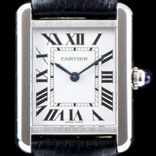 홍콩명품 [까르띠에] 여성용 탱크솔로 W1018355 베스트 에디션 탱크 화이트 다이얼 최고급 스위스 정품 쿼츠 무브먼트 CAR0101  