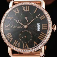 홍콩명품 [까르띠에] 남성용 롱드더 까르띠에 서브 세컨즈 18k 로즈골드 쥬얼 다이아몬드 베젤 물결무늬 블랙 다이얼 골드 로마 인덱스 스위스 ETA 2824-A2오토매틱 무브먼 CAR0300  