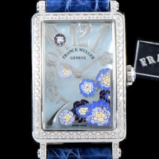 홍콩명품 [프랭크뮬러] 여성용 롱아일렌드 952 QZ ORC D 1R 컬력션 최상급 퀄리티의 쥬얼셋팅 케이스 마더 오브 펄 다이얼 스위스 쿼츠 무브먼트 FRA0413  