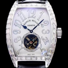 홍콩명품 [프랭크뮬러] 남성용 커벡스 화이트 다이얼 오토매틱 무브먼트 FRA0400  