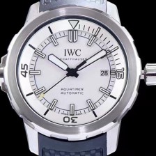 홍콩명품 [아이더블유씨] 남성용 아쿠아타이머 IW329003 신형 다이버 워치!! 센트럴 해킹 세컨즈 화이트 다이얼 오토매틱 무브먼트 IWC0400  