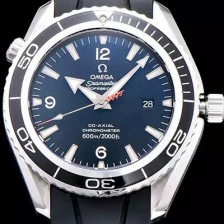 홍콩명품 [오메가] 남성용 시마스터 007 블랙 다이얼 오토매틱 무브먼트 OMG0322  