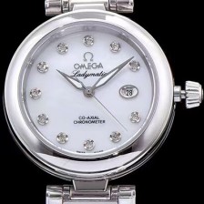 홍콩명품 [오메가] 여성용 드빌 레이디메틱 신제품!! 425.30.34.20.55.002 화이트 자게 다이얼 쥬얼 다이아몬드 인덱스 브레이슬릿 오토매틱 무브먼트 OMG0030  