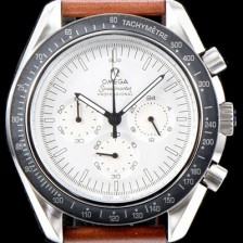 홍콩명품 오메가] 남성용 스피드마스터 311.32.42.30.01.001 문워치 기념 리미티드 에디션 스피디 튜즈데이 크로노그래프 화이트 다이얼 스위스 쿼츠 무브먼트 OMG0524  
