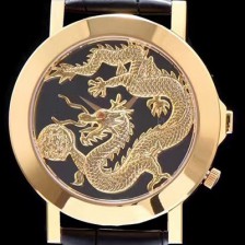 홍콩명품 [피아제] 남성용 폴로 시리즈 골드 룡토템 블랙 다이얼 스위스 쿼츠무브 PIA4201  