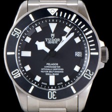 홍콩명품 [튜더] 남성용 폴라고 블랙 다이얼 오토매틱 무브먼트 TUD4243  