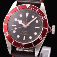 홍콩명품 [튜더] 남성용 헤리티지 블랙베이 브레이슬릿 블랙다이얼 TUD4203  