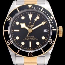 홍콩명품 [튜더] 남성용 헤리티지 블랙 베이 M79733N-0004 최신형 콤비모델!! ZF 사 18K 옐로우 골드 블랙 다이얼 브레이슬릿 스위스 ETA 2824-A2오토매틱 무브먼트 TUD04303  