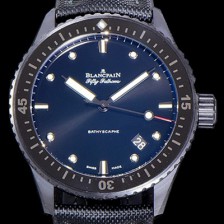 홍콩명품 [블랑팡] 남성용 하이퀄리티 피프티 패덤스 오토매틱 칼리버 1315타입 43.6미리 미리바티스카프 리얼 세라믹 UP!! 다이버 워치 블랙 다이얼 BLA77847  