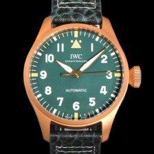 홍콩명품 [아이더블유씨] 남성용 빅 파일럿 워치 IW329702 브론즈 스핏파이어 43mm 오토매틱 9015 타입 가죽줄 그린다이얼 iwc39263  